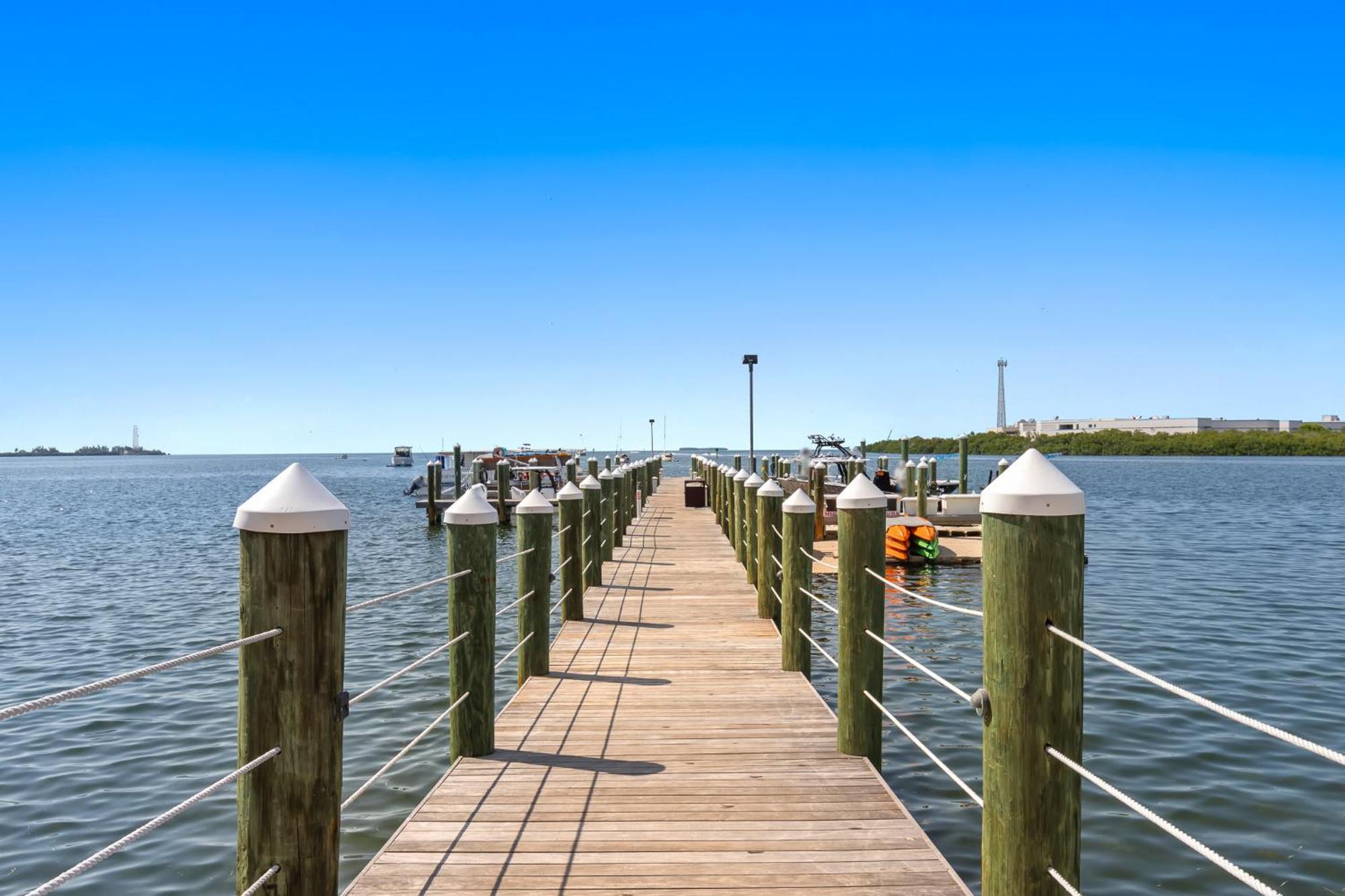 Beachside Resort & Residences Ки-Уэст Экстерьер фото