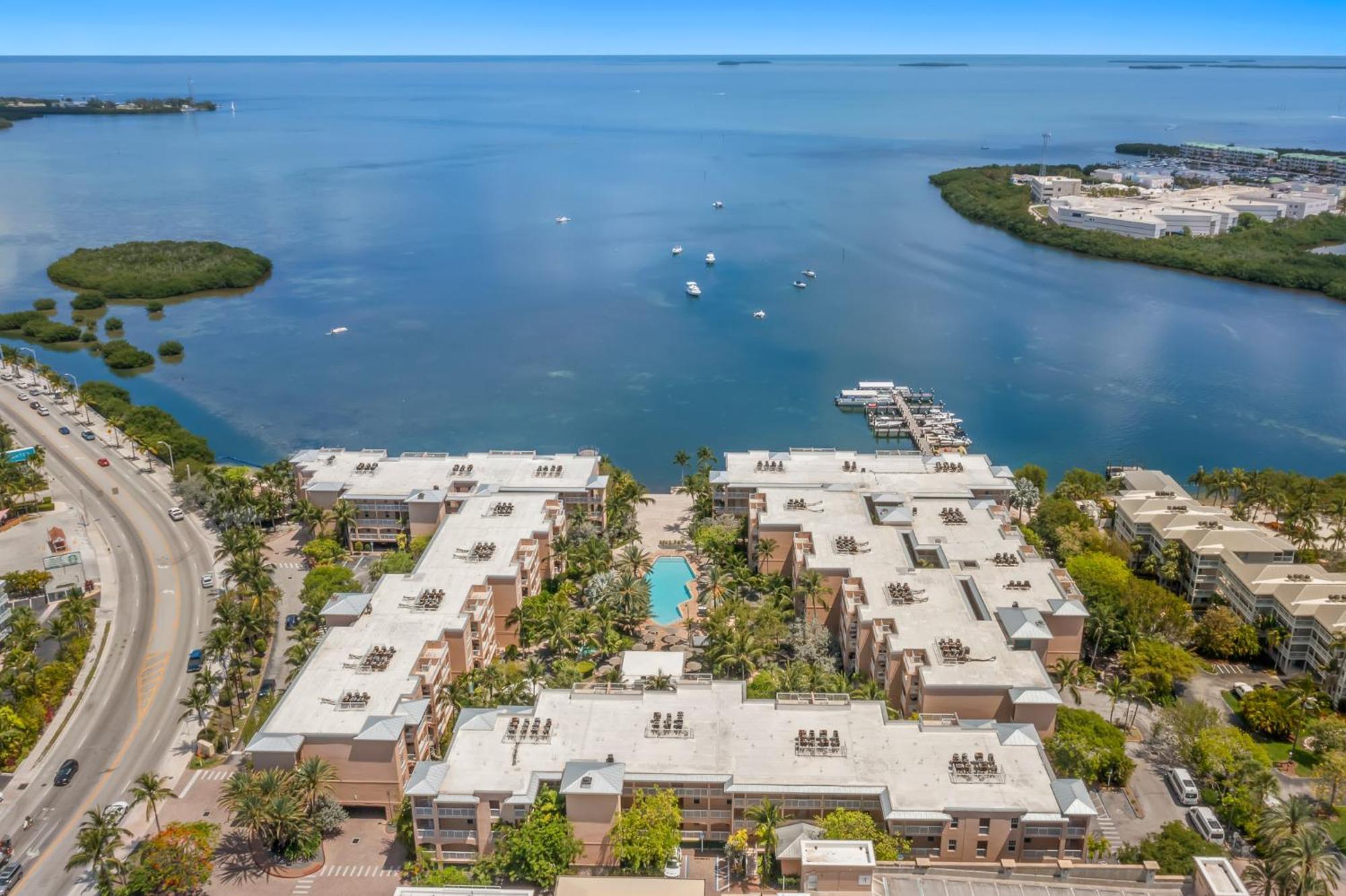 Beachside Resort & Residences Ки-Уэст Экстерьер фото