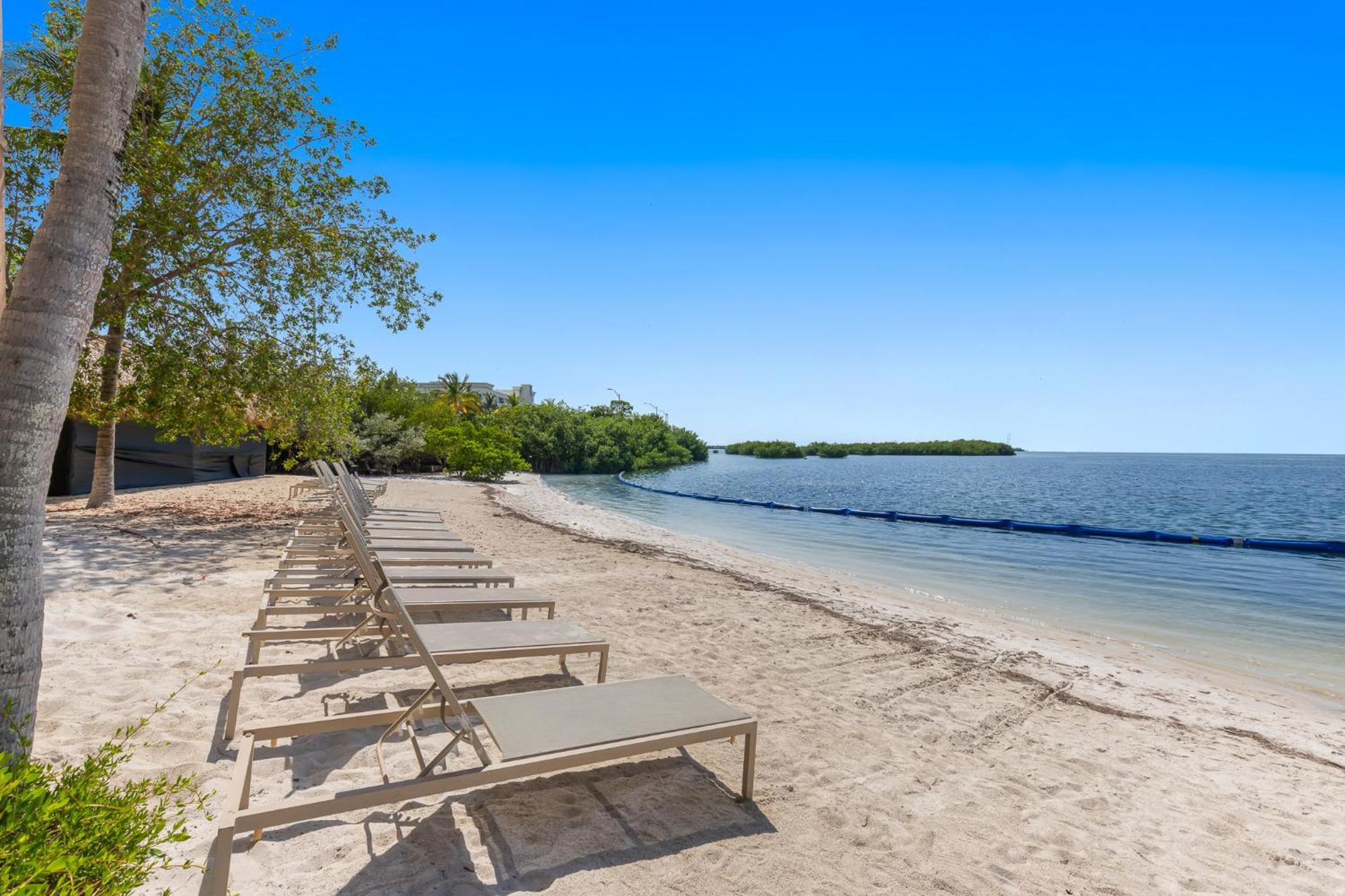 Beachside Resort & Residences Ки-Уэст Экстерьер фото